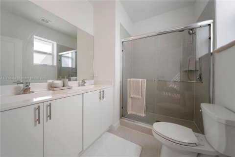 Adosado en venta en Homestead, Florida, 3 dormitorios, 143.81 m2 № 1696016 - foto 15