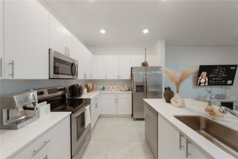 Adosado en venta en Homestead, Florida, 3 dormitorios, 143.81 m2 № 1696016 - foto 7