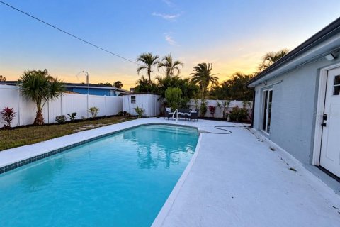 Villa ou maison à vendre à Saint Pete Beach, Floride: 3 chambres, 129.69 m2 № 2426842 - photo 22