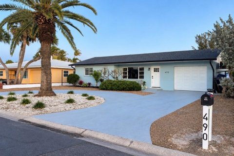 Villa ou maison à Saint Pete Beach, Floride 3 chambres, 129.69 m2 № 2426842