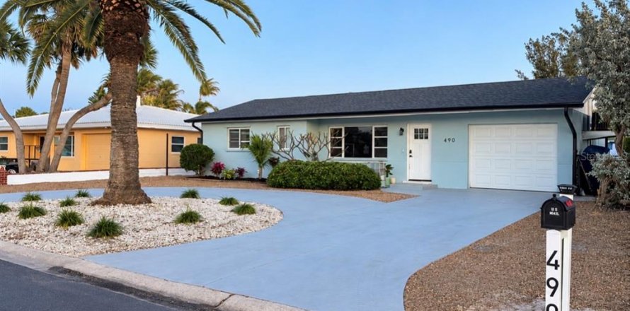Villa ou maison à Saint Pete Beach, Floride 3 chambres, 129.69 m2 № 2426842