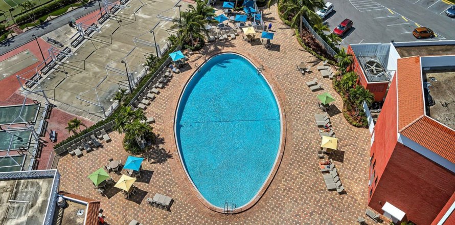 Condominio en Deerfield Beach, Florida, 1 dormitorio № 1175160