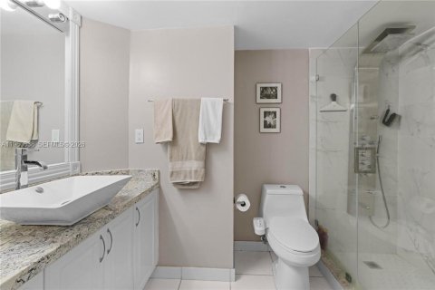 Copropriété à louer à Hollywood, Floride: 1 chambre, 77.29 m2 № 2028314 - photo 10