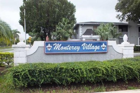 Condo in Miami, Florida, 2 bedrooms  № 2000429