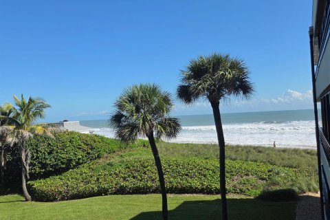 Condo in Stuart, Florida, 2 bedrooms № 2389907 - photo 24