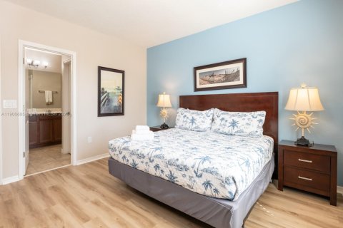 Adosado en venta en Davenport, Florida, 4 dormitorios № 2186253 - foto 14