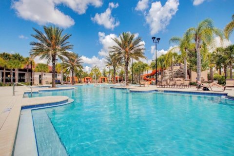 Adosado en venta en Davenport, Florida, 4 dormitorios № 2186253 - foto 23