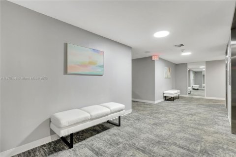 Condominio en venta en Aventura, Florida, 1 dormitorio, 84.82 m2 № 1929206 - foto 9