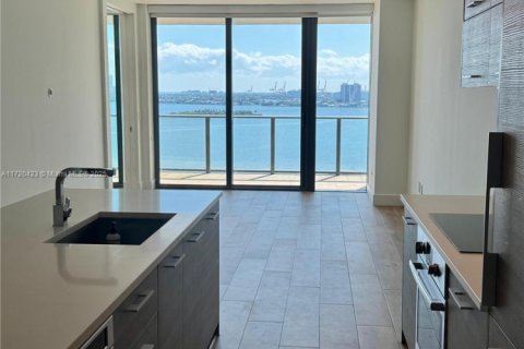 Купить кондоминиум в Майами, Флорида 2 спальни, 111.3м2, № 2018490 - фото 4