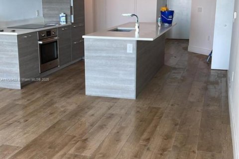 Купить кондоминиум в Майами, Флорида 2 спальни, 111.3м2, № 2018490 - фото 5