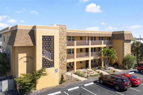Condominio en Saint Pete Beach, Florida, 2 dormitorios № 2431670