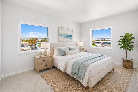 Condo in Saint Pete Beach, Florida, 2 bedrooms  № 2431670 - photo 14