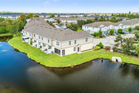Townhouse in Tampa, Florida 3 bedrooms, 174.66 sq.m. № 2379713 - photo 6