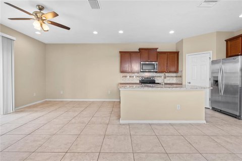 Townhouse in Tampa, Florida 3 bedrooms, 174.66 sq.m. № 2379713 - photo 22