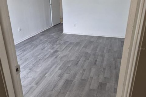 Copropriété à louer à Orlando, Floride: 2 chambres, 80.27 m2 № 2396786 - photo 4
