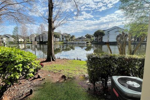 Copropriété à louer à Orlando, Floride: 2 chambres, 80.27 m2 № 2396786 - photo 10