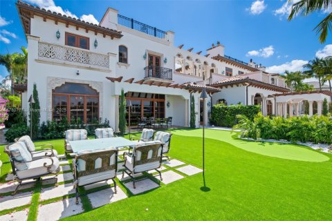 House in Fort Lauderdale, Florida 8 bedrooms, 1139.17 sq.m. № 1713215 - photo 21