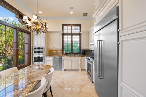House in Fort Lauderdale, Florida 8 bedrooms, 1139.17 sq.m. № 1713215 - photo 25