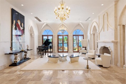 House in Fort Lauderdale, Florida 8 bedrooms, 1139.17 sq.m. № 1713215 - photo 5