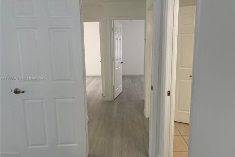 Adosado en alquiler en West Palm Beach, Florida, 4 dormitorios, 166.3 m2 № 2078409 - foto 23