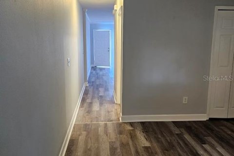 Adosado en venta en Brandon, Florida, 2 dormitorios, 148.18 m2 № 2096101 - foto 17