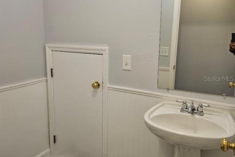 Adosado en venta en Brandon, Florida, 2 dormitorios, 148.18 m2 № 2096101 - foto 15