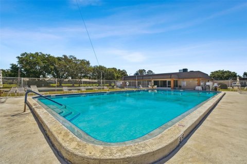 Copropriété à vendre à Pinellas Park, Floride: 1 chambre, 83.8 m2 № 2157959 - photo 26