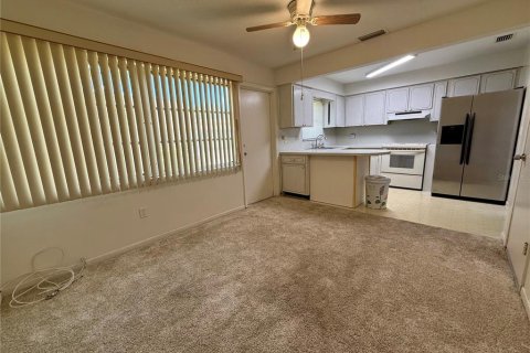 Copropriété à vendre à Pinellas Park, Floride: 1 chambre, 83.8 m2 № 2157959 - photo 15