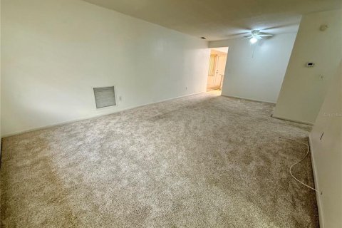 Copropriété à vendre à Pinellas Park, Floride: 1 chambre, 83.8 m2 № 2157959 - photo 8