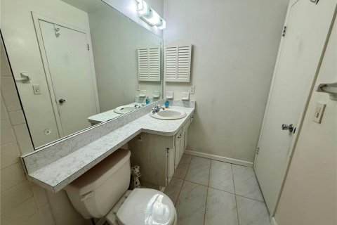 Copropriété à vendre à Pinellas Park, Floride: 1 chambre, 83.8 m2 № 2157959 - photo 19