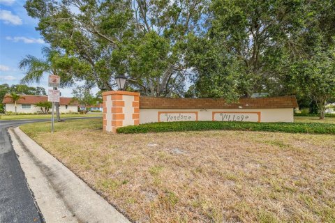 Copropriété à vendre à Pinellas Park, Floride: 1 chambre, 83.8 m2 № 2157959 - photo 24