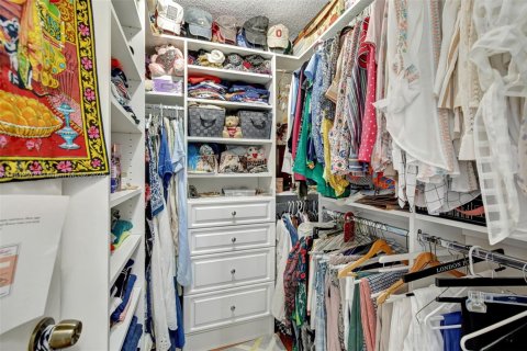 Casa en venta en Davie, Florida, 4 dormitorios, 167.78 m2 № 1936229 - foto 25