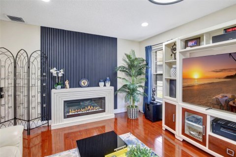 Casa en venta en Davie, Florida, 4 dormitorios, 167.78 m2 № 1936229 - foto 9