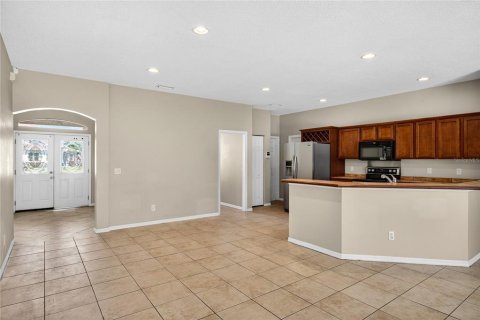 House in Tavares, Florida 4 bedrooms, 193.14 sq.m. № 2117519 - photo 14
