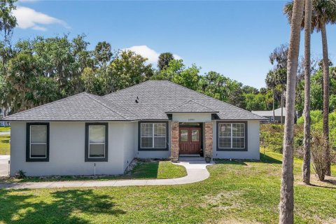 House in Tavares, Florida 4 bedrooms, 193.14 sq.m. № 2117519 - photo 30