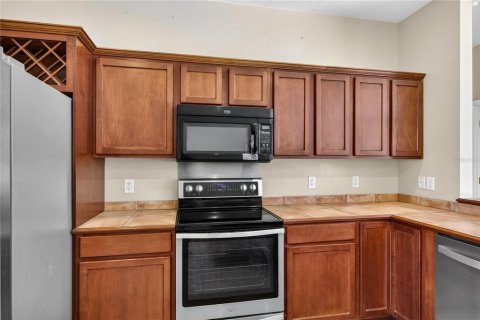 House in Tavares, Florida 4 bedrooms, 193.14 sq.m. № 2117519 - photo 12