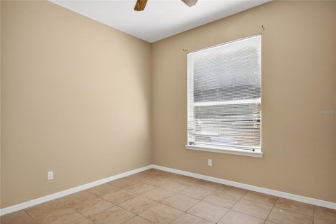House in Tavares, Florida 4 bedrooms, 193.14 sq.m. № 2117519 - photo 21
