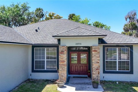 House in Tavares, Florida 4 bedrooms, 193.14 sq.m. № 2117519 - photo 2