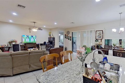 House in Venice, Florida 3 bedrooms, 152.17 sq.m. № 2094259 - photo 13