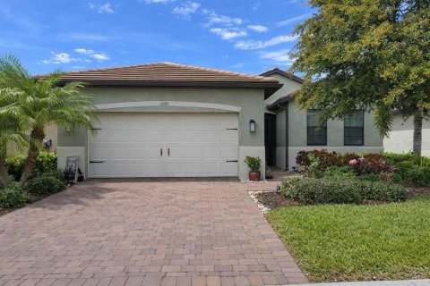 House in Venice, Florida 3 bedrooms, 152.17 sq.m. № 2094259