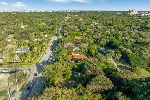 Terreno en venta en Miami, Florida № 1974994 - foto 7