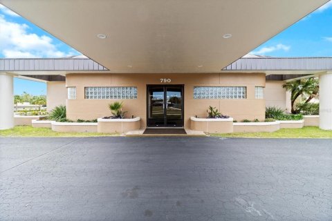 Immobilier commercial à vendre à Crystal River, Floride: 526.2 m2 № 1575273 - photo 4