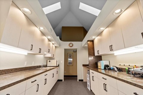 Immobilier commercial à vendre à Crystal River, Floride: 526.2 m2 № 1575273 - photo 11