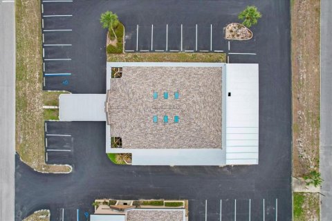 Immobilier commercial à vendre à Crystal River, Floride: 526.2 m2 № 1575273 - photo 2
