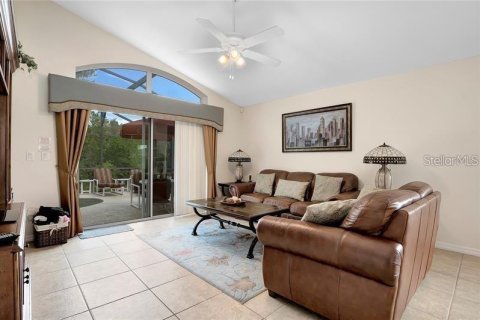 Casa en alquiler en Kissimmee, Florida, 4 dormitorios, 201.13 m2 № 2434920 - foto 4
