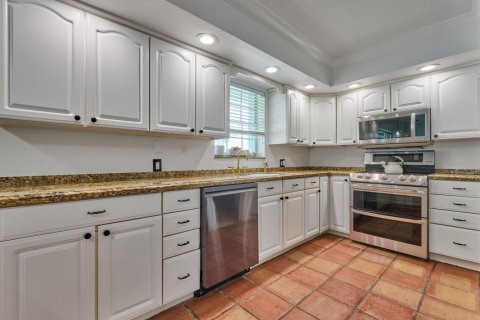 House in Boca Raton, Florida 3 bedrooms, 163.42 sq.m. № 2251048 - photo 27