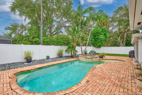 House in Boca Raton, Florida 3 bedrooms, 163.42 sq.m. № 2251048 - photo 14