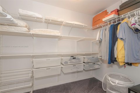 Condo in Aventura, Florida, 2 bedrooms № 2088778 - photo 18