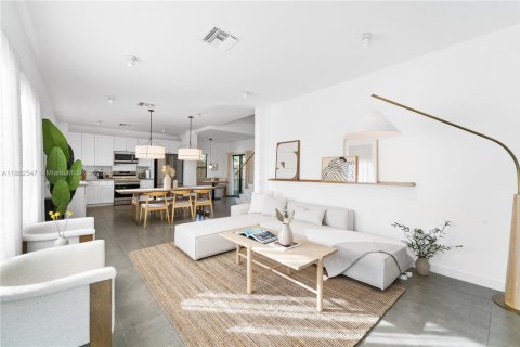 House in Miami, Florida 3 bedrooms, 143.07 sq.m. № 1890045 - photo 4
