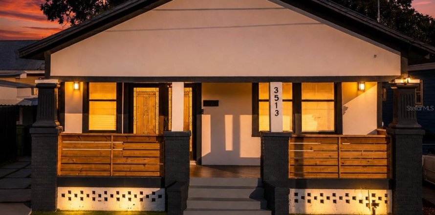 Villa ou maison à Tampa, Floride 3 chambres, 117.89 m2 № 2347904